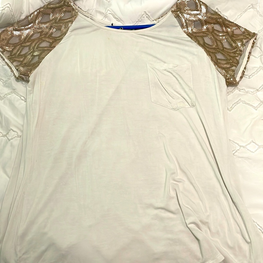 Open back beaded sleeve shirt